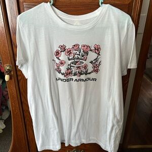 Under Armour T-shirt
